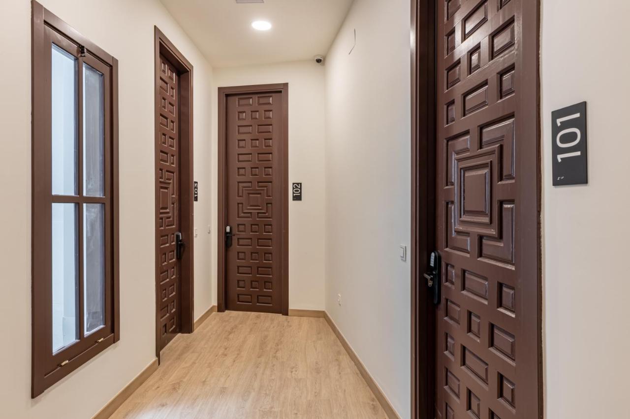 Apartamentos Libere Malaga La Merced Экстерьер фото