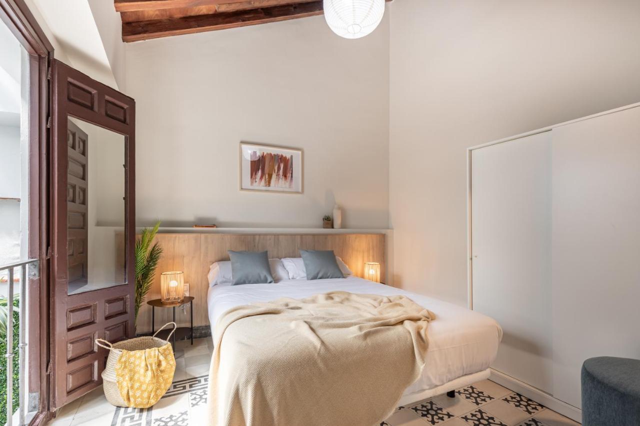 Apartamentos Libere Malaga La Merced Экстерьер фото