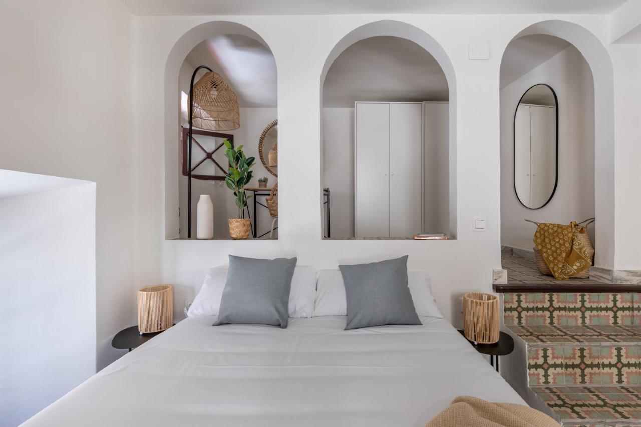 Apartamentos Libere Malaga La Merced Экстерьер фото