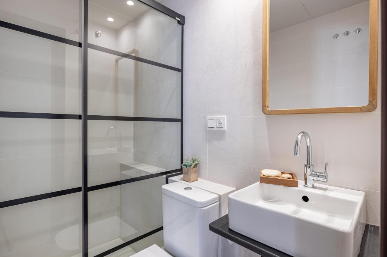 Apartamentos Libere Malaga La Merced Экстерьер фото